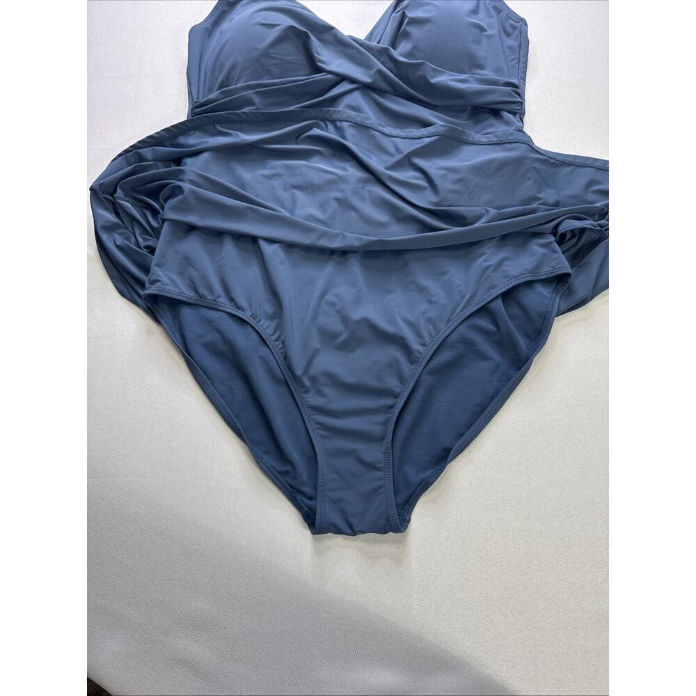 Nip Tuck Swim Curve Women’s 16 Blue Swimdress One Piece Swimsuit Ruched Wrap - Picture 7 of 8